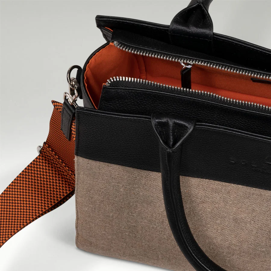 Central Park Tote Black - Image 5