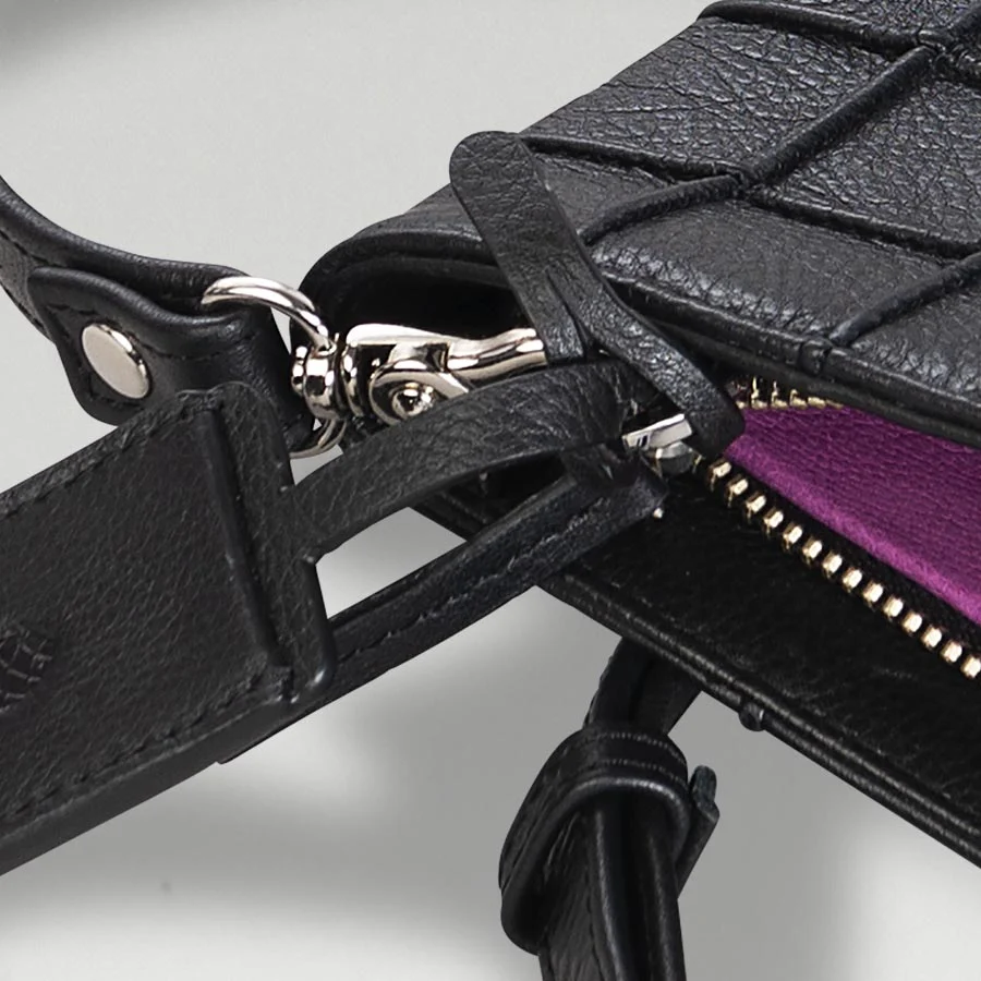 Grace Clutch Black - Image 5