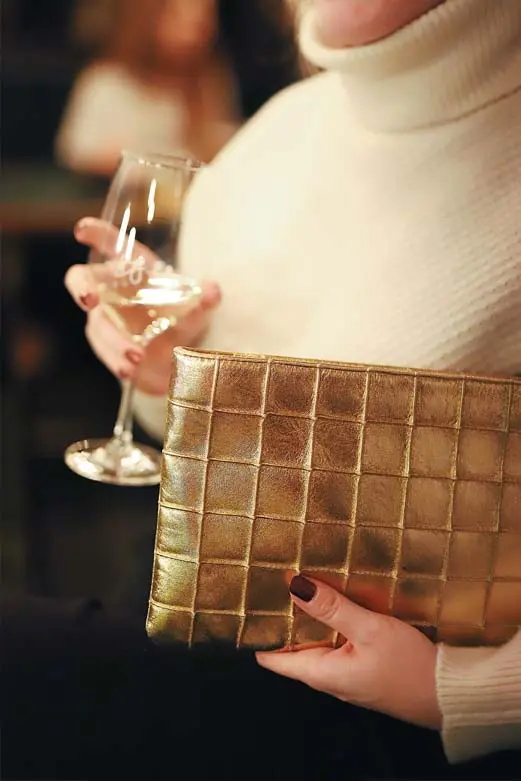 Grace Clutch Gold - Image 3