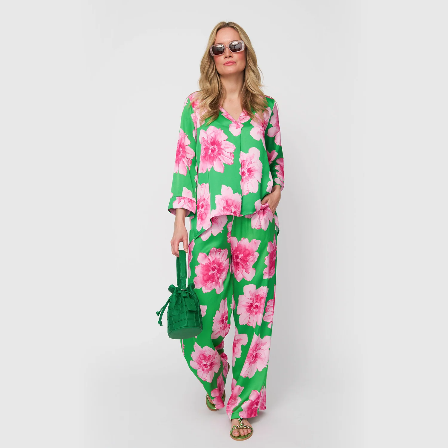 Jet Set Mini Bucket Emerald - Image 9