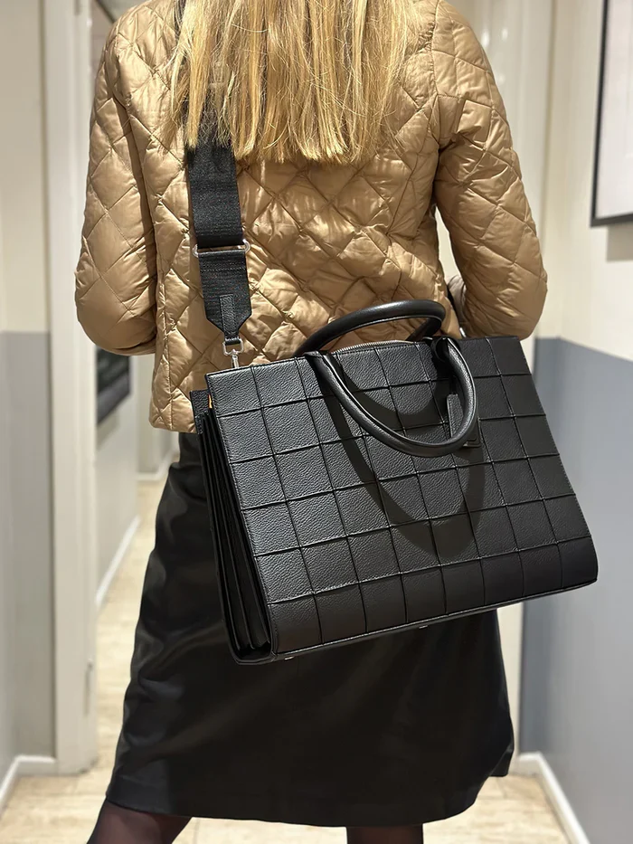 Shoulder Strap Black - Image 5
