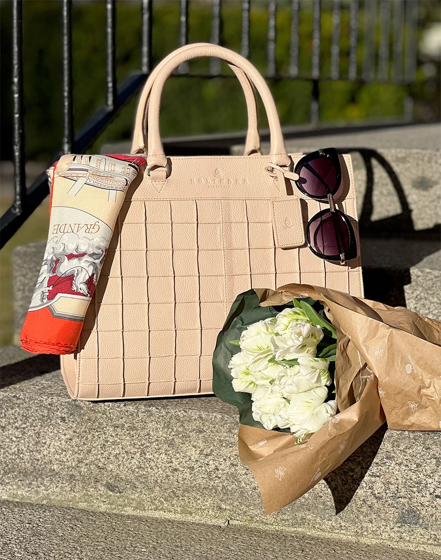 Dignity Tote Ivory - Image 7